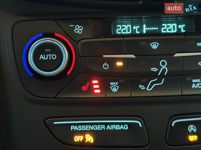 Синий Форд Эскейп, объемом двигателя 1.5 л и пробегом 162 тыс. км за 13599 $, фото 63 на Automoto.ua