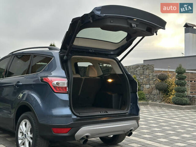 Синий Форд Эскейп, объемом двигателя 1.5 л и пробегом 162 тыс. км за 13599 $, фото 96 на Automoto.ua