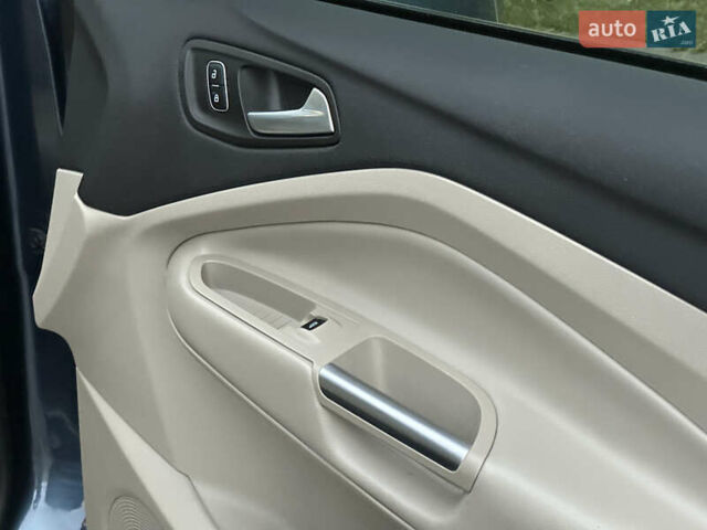 Синий Форд Эскейп, объемом двигателя 1.5 л и пробегом 162 тыс. км за 13599 $, фото 84 на Automoto.ua