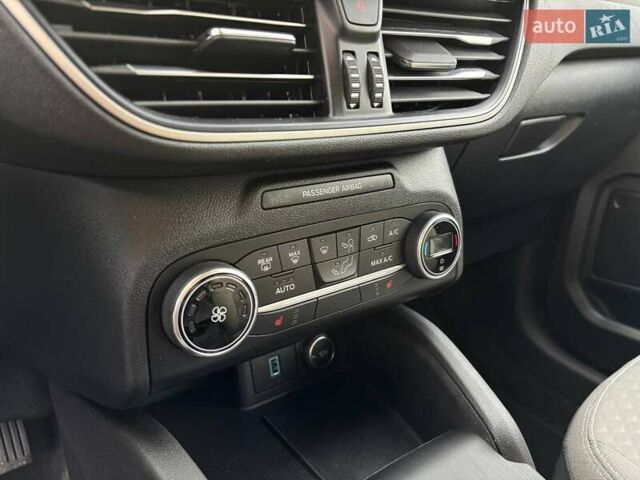 Синий Форд Эскейп, объемом двигателя 1.5 л и пробегом 166 тыс. км за 14500 $, фото 46 на Automoto.ua