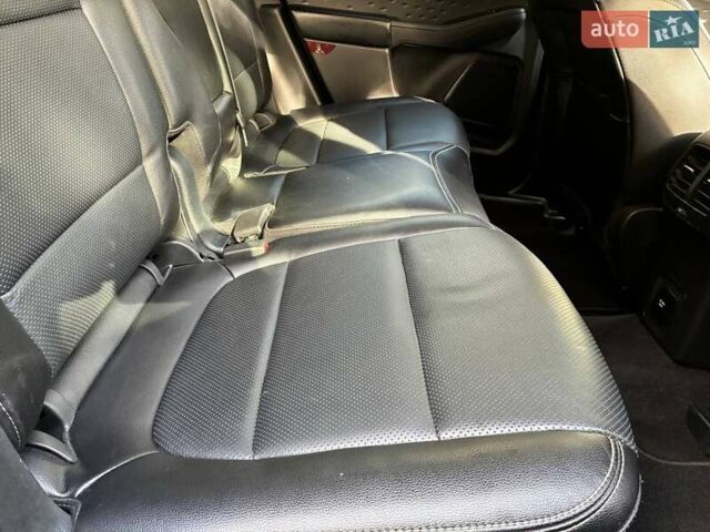 Синий Форд Эскейп, объемом двигателя 2.49 л и пробегом 261 тыс. км за 19000 $, фото 16 на Automoto.ua