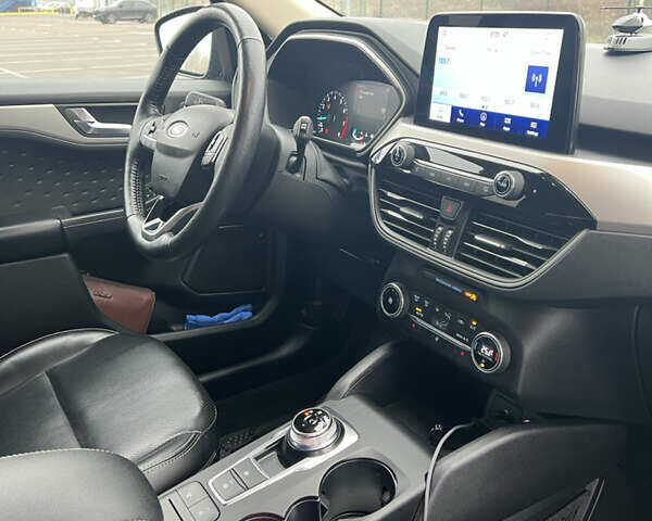 Синий Форд Эскейп, объемом двигателя 1.5 л и пробегом 132 тыс. км за 16700 $, фото 10 на Automoto.ua