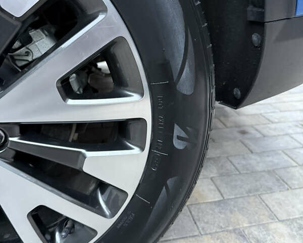 Синий Форд Эскейп, объемом двигателя 2.5 л и пробегом 83 тыс. км за 21000 $, фото 19 на Automoto.ua