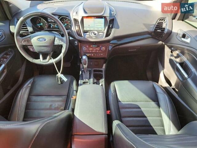 Синій Форд Ескейп, об'ємом двигуна 0 л та пробігом 143 тис. км за 2300 $, фото 7 на Automoto.ua