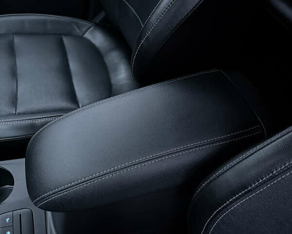 Синий Форд Эскейп, объемом двигателя 2.5 л и пробегом 83 тыс. км за 21000 $, фото 46 на Automoto.ua