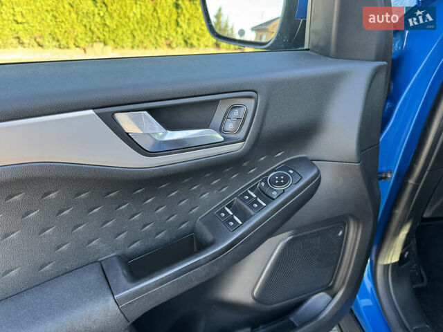 Синій Форд Ескейп, об'ємом двигуна 1.5 л та пробігом 167 тис. км за 15500 $, фото 56 на Automoto.ua