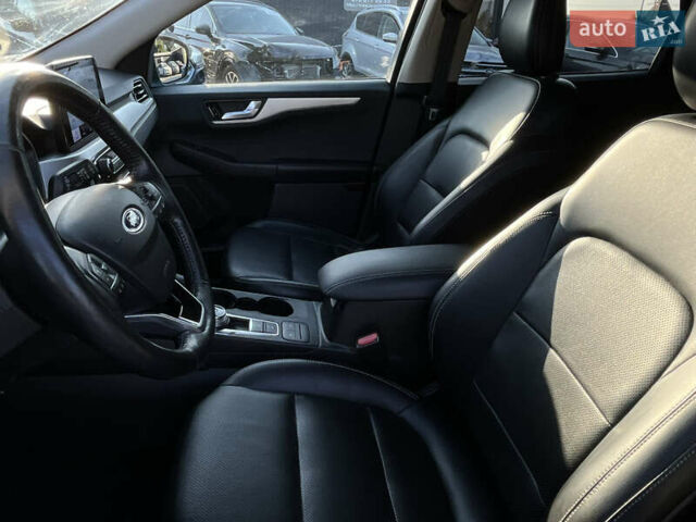 Синий Форд Эскейп, объемом двигателя 1.5 л и пробегом 156 тыс. км за 16700 $, фото 11 на Automoto.ua