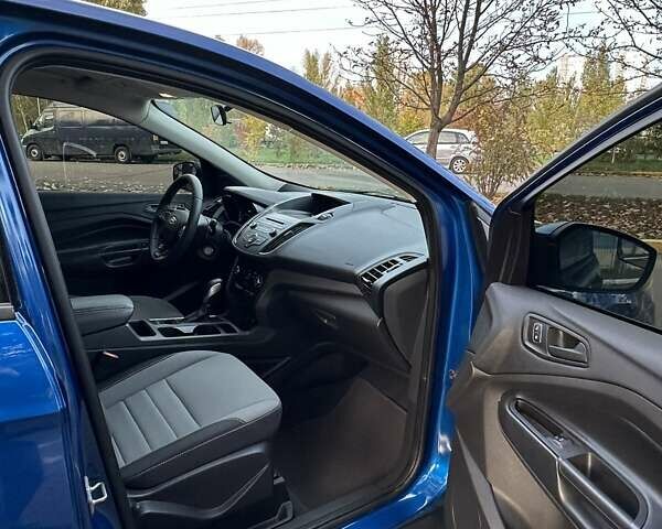 Синий Форд Эскейп, объемом двигателя 2.49 л и пробегом 80 тыс. км за 15300 $, фото 6 на Automoto.ua