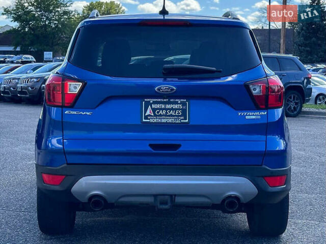 Синий Форд Эскейп, объемом двигателя 2 л и пробегом 39 тыс. км за 3000 $, фото 5 на Automoto.ua