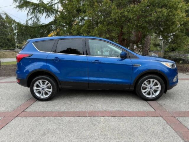 Синий Форд Эскейп, объемом двигателя 1.5 л и пробегом 48 тыс. км за 9000 $, фото 4 на Automoto.ua