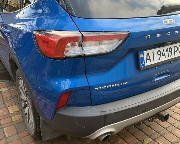 Синий Форд Эскейп, объемом двигателя 2 л и пробегом 57 тыс. км за 23000 $, фото 5 на Automoto.ua