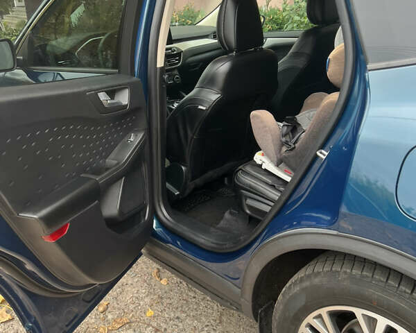 Синий Форд Эскейп, объемом двигателя 1.5 л и пробегом 128 тыс. км за 17300 $, фото 7 на Automoto.ua