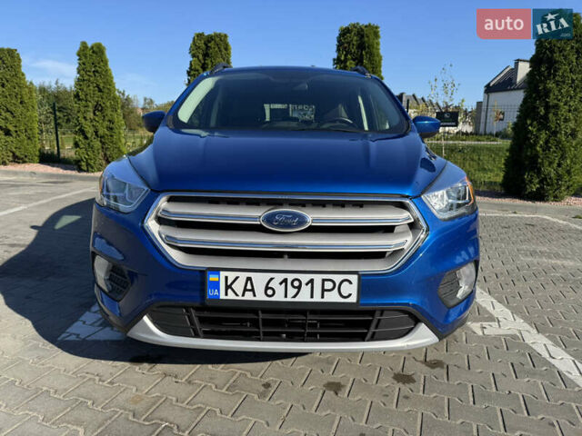 Синий Форд Эскейп, объемом двигателя 1.5 л и пробегом 77 тыс. км за 14400 $, фото 2 на Automoto.ua