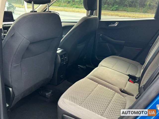 Синий Форд Эскейп, объемом двигателя 1.5 л и пробегом 34 тыс. км за 17200 $, фото 19 на Automoto.ua
