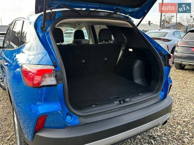 Синий Форд Эскейп, объемом двигателя 1.5 л и пробегом 166 тыс. км за 14500 $, фото 8 на Automoto.ua