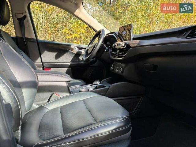 Синий Форд Эскейп, объемом двигателя 2.49 л и пробегом 261 тыс. км за 19000 $, фото 17 на Automoto.ua