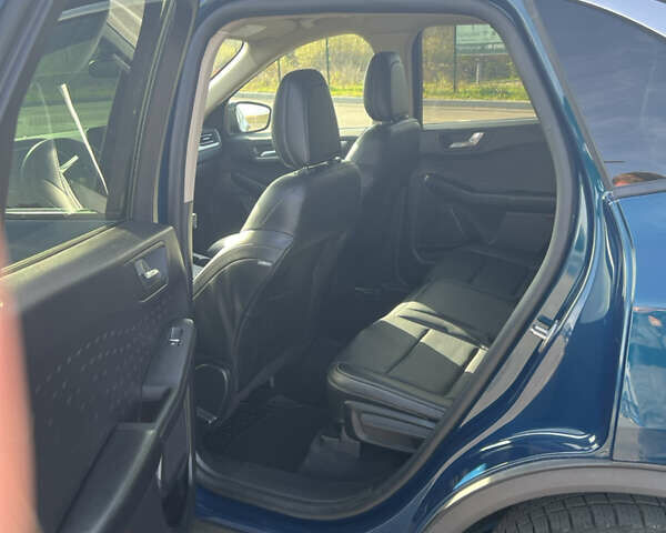 Синий Форд Эскейп, объемом двигателя 1.5 л и пробегом 132 тыс. км за 16700 $, фото 20 на Automoto.ua