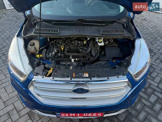 Синий Форд Эскейп, объемом двигателя 1.5 л и пробегом 217 тыс. км за 8800 $, фото 4 на Automoto.ua
