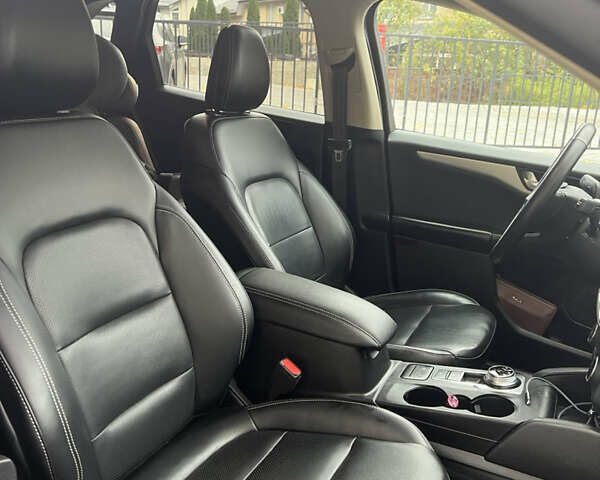 Синий Форд Эскейп, объемом двигателя 1.5 л и пробегом 128 тыс. км за 17300 $, фото 3 на Automoto.ua