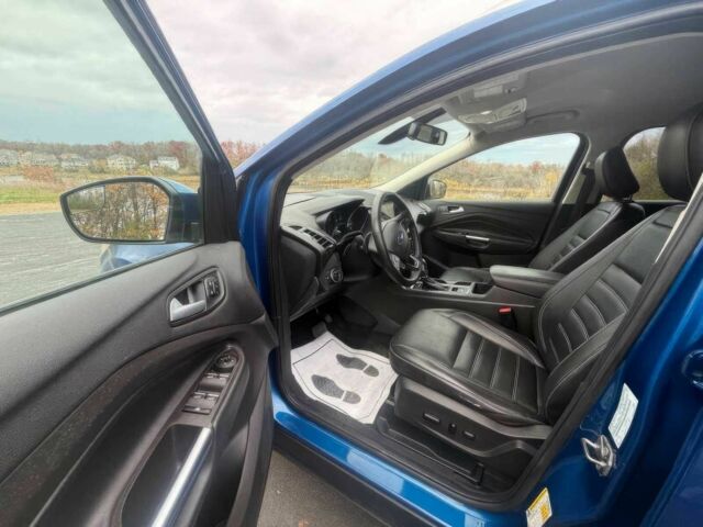 Синий Форд Эскейп, объемом двигателя 2 л и пробегом 37 тыс. км за 11000 $, фото 7 на Automoto.ua