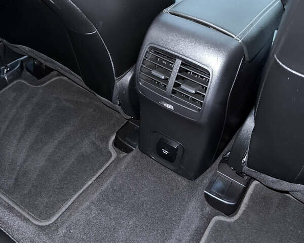 Синий Форд Эскейп, объемом двигателя 2.5 л и пробегом 83 тыс. км за 21000 $, фото 58 на Automoto.ua