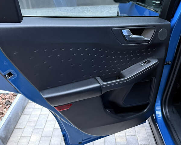 Синий Форд Эскейп, объемом двигателя 2.5 л и пробегом 83 тыс. км за 21000 $, фото 59 на Automoto.ua