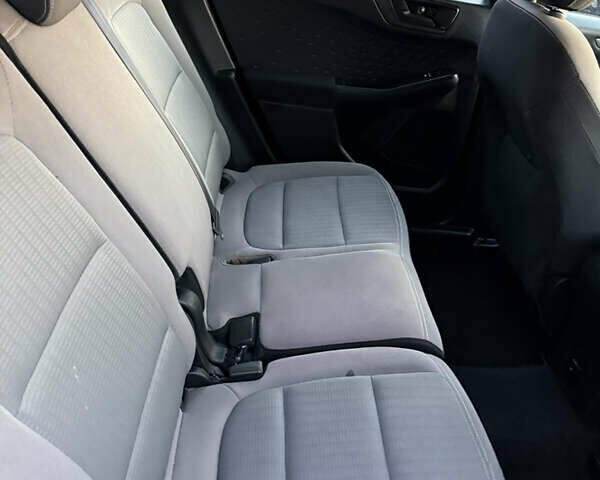 Форд Эскейп 2020 в Полтаве на Automoto.ua Синий Форд Эскейп, объемом двигателя 0 л и пробегом 141 тыс. км за 14500 $, фото 11 на Automoto.ua