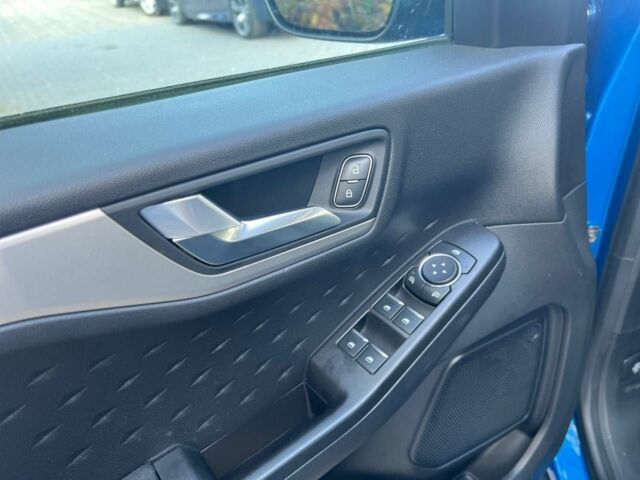 Синій Форд Ескейп, об'ємом двигуна 1.5 л та пробігом 25 тис. км за 17300 $, фото 21 на Automoto.ua