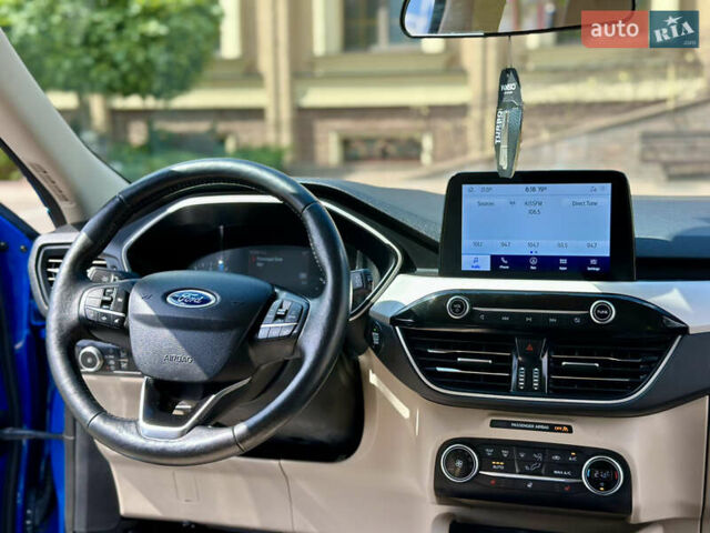 Синий Форд Эскейп, объемом двигателя 1.5 л и пробегом 148 тыс. км за 16999 $, фото 53 на Automoto.ua