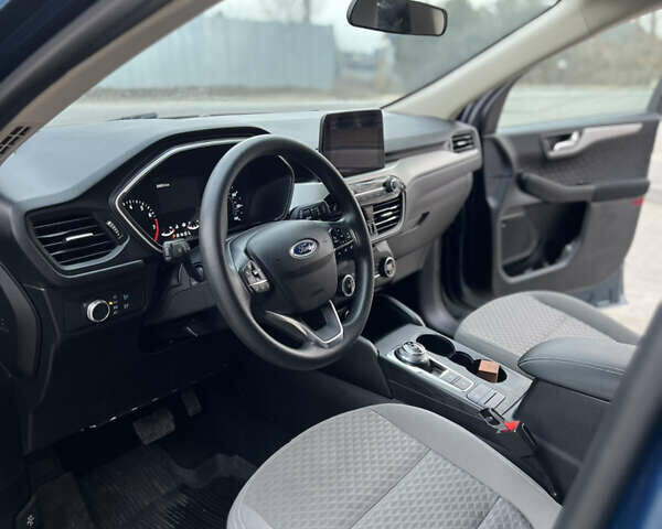 Синий Форд Эскейп, объемом двигателя 1.5 л и пробегом 31 тыс. км за 17200 $, фото 7 на Automoto.ua