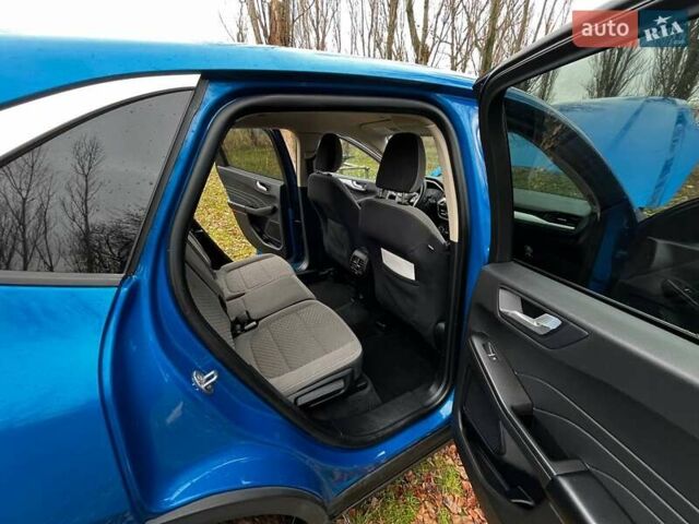Синий Форд Эскейп, объемом двигателя 0 л и пробегом 122 тыс. км за 17000 $, фото 13 на Automoto.ua