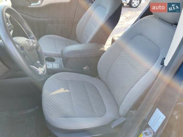 Синій Форд Ескейп, об'ємом двигуна 1.5 л та пробігом 66 тис. км за 16250 $, фото 30 на Automoto.ua