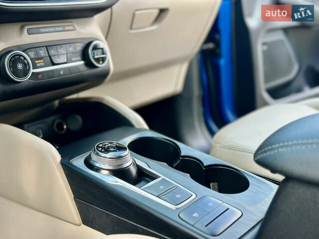 Синий Форд Эскейп, объемом двигателя 1.5 л и пробегом 148 тыс. км за 16999 $, фото 40 на Automoto.ua