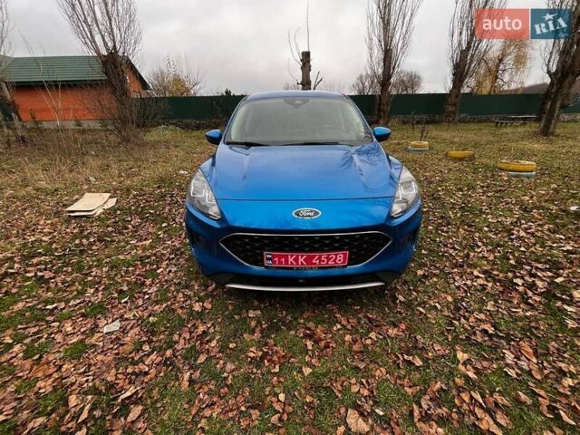 Синий Форд Эскейп, объемом двигателя 0 л и пробегом 122 тыс. км за 17000 $, фото 1 на Automoto.ua