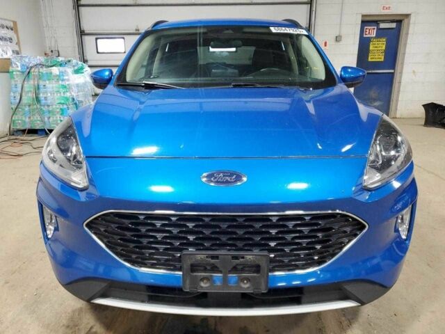 Синий Форд Эскейп, объемом двигателя 2 л и пробегом 83 тыс. км за 4000 $, фото 1 на Automoto.ua