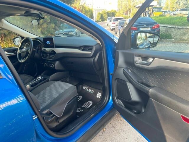 Синій Форд Ескейп, об'ємом двигуна 1.5 л та пробігом 25 тис. км за 17300 $, фото 9 на Automoto.ua