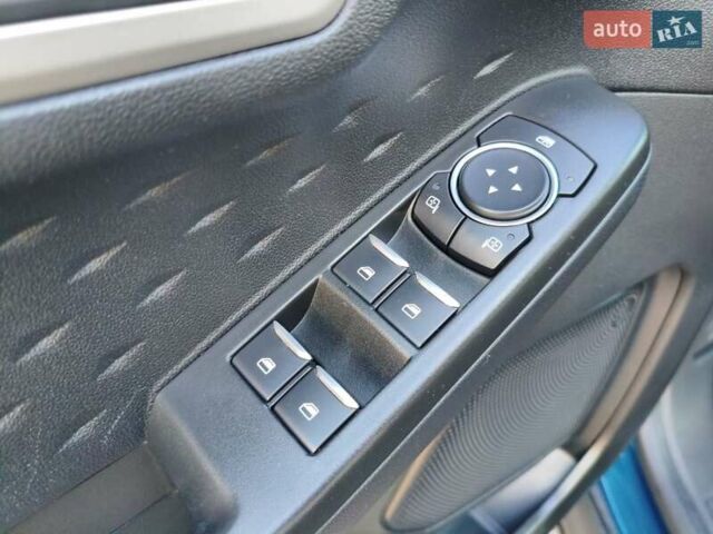 Синій Форд Ескейп, об'ємом двигуна 1.5 л та пробігом 66 тис. км за 16250 $, фото 21 на Automoto.ua