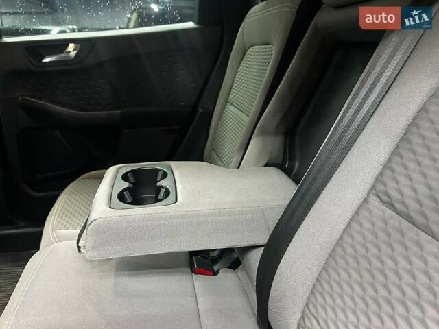 Синий Форд Эскейп, объемом двигателя 1.5 л и пробегом 21 тыс. км за 17500 $, фото 15 на Automoto.ua