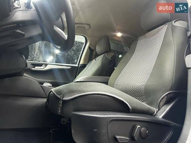 Синий Форд Эскейп, объемом двигателя 1.5 л и пробегом 21 тыс. км за 17500 $, фото 19 на Automoto.ua