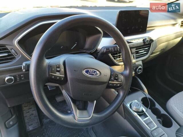 Синій Форд Ескейп, об'ємом двигуна 1.5 л та пробігом 66 тис. км за 16250 $, фото 28 на Automoto.ua