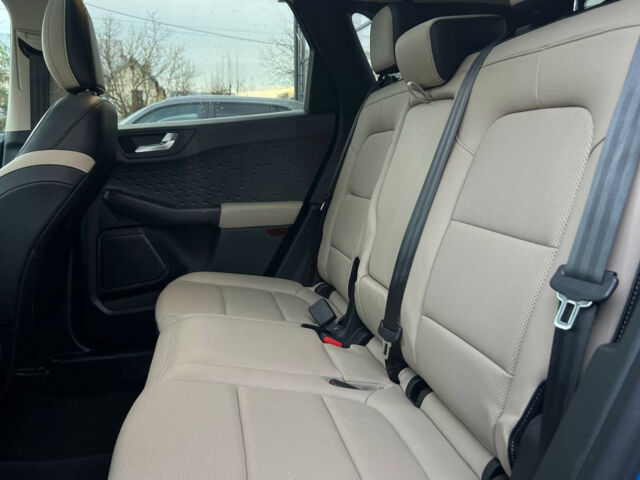 Синий Форд Эскейп, объемом двигателя 1.5 л и пробегом 60 тыс. км за 19990 $, фото 19 на Automoto.ua