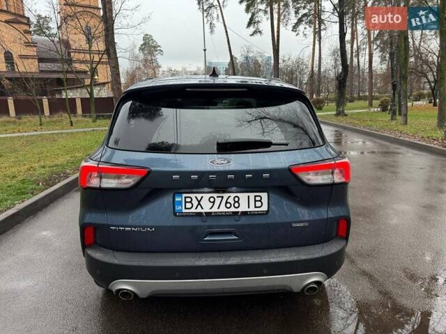 Синий Форд Эскейп, объемом двигателя 2.5 л и пробегом 93 тыс. км за 21900 $, фото 3 на Automoto.ua