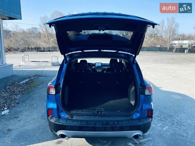 Синий Форд Эскейп, объемом двигателя 2.49 л и пробегом 241 тыс. км за 17999 $, фото 15 на Automoto.ua