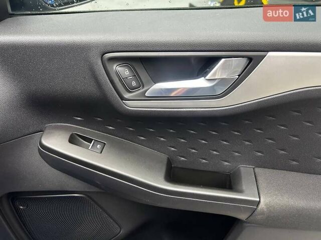 Синий Форд Эскейп, объемом двигателя 1.5 л и пробегом 21 тыс. км за 17500 $, фото 9 на Automoto.ua