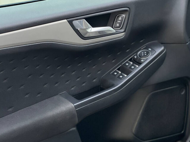 Синий Форд Эскейп, объемом двигателя 1.5 л и пробегом 57 тыс. км за 18000 $, фото 6 на Automoto.ua