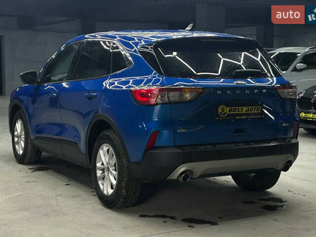 Синий Форд Эскейп, объемом двигателя 1.5 л и пробегом 21 тыс. км за 17500 $, фото 3 на Automoto.ua