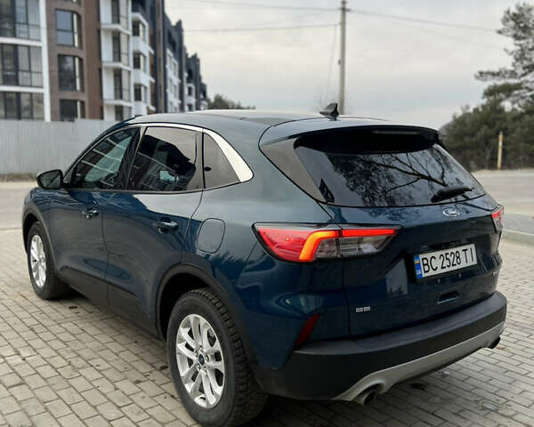 Синий Форд Эскейп, объемом двигателя 1.5 л и пробегом 31 тыс. км за 17200 $, фото 3 на Automoto.ua