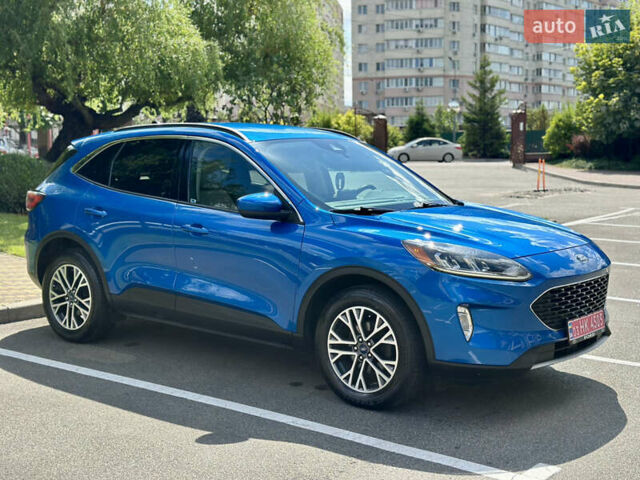 Синий Форд Эскейп, объемом двигателя 1.5 л и пробегом 148 тыс. км за 16999 $, фото 5 на Automoto.ua