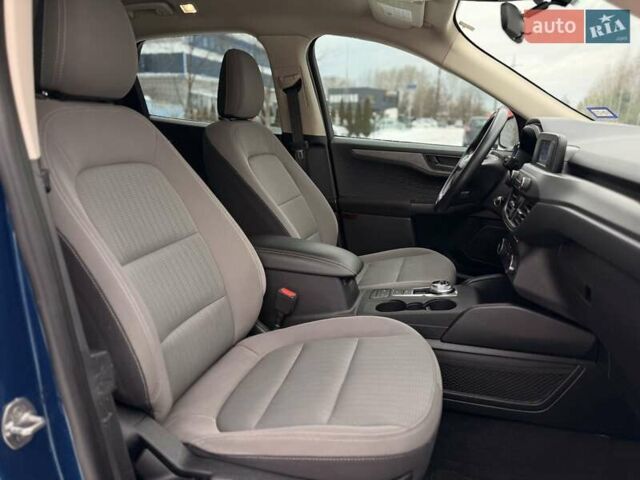 Синій Форд Ескейп, об'ємом двигуна 1.5 л та пробігом 75 тис. км за 14350 $, фото 14 на Automoto.ua