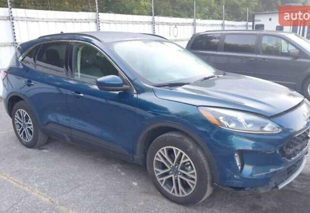 Синий Форд Эскейп, объемом двигателя 1.5 л и пробегом 83 тыс. км за 8700 $, фото 6 на Automoto.ua